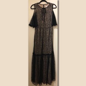 New-Never worn-London Times-Black Lace/Nude Lined